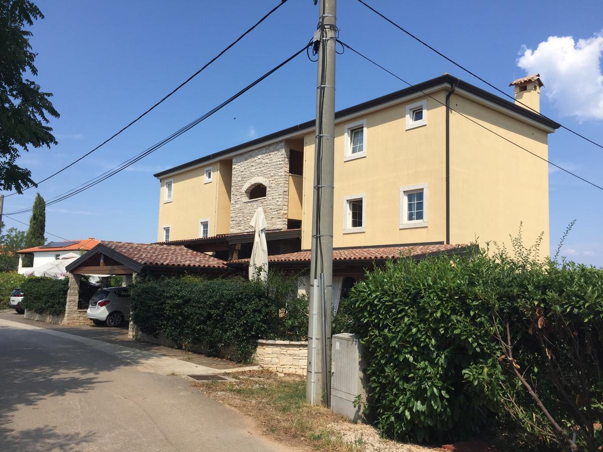 Apartments & Rooms Buoni Amici Murine Exterior foto
